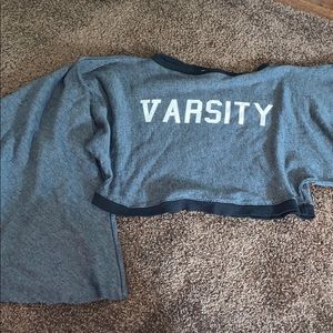 Wide sleeve cropped sweatshirt